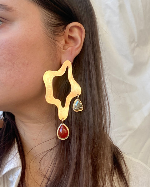 Chandelier Contour Earrings in Carnelian and Brass